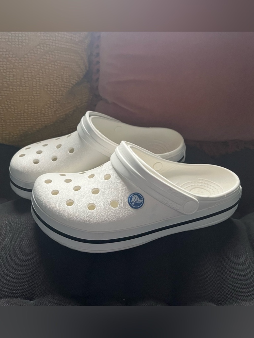 CROCS Bayaband Classic Clog White with Black Stripe - Women’s Size 6 - Worn Once